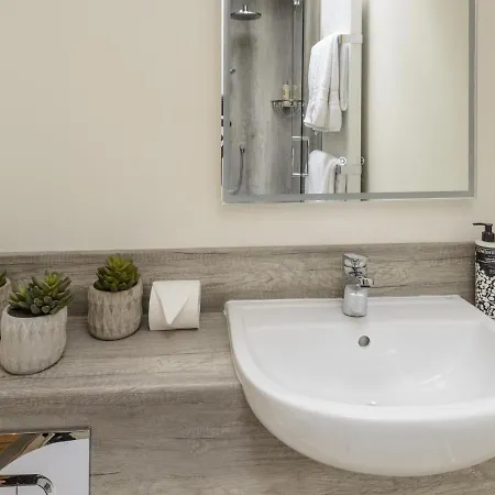 Woodcock Farm Bristol