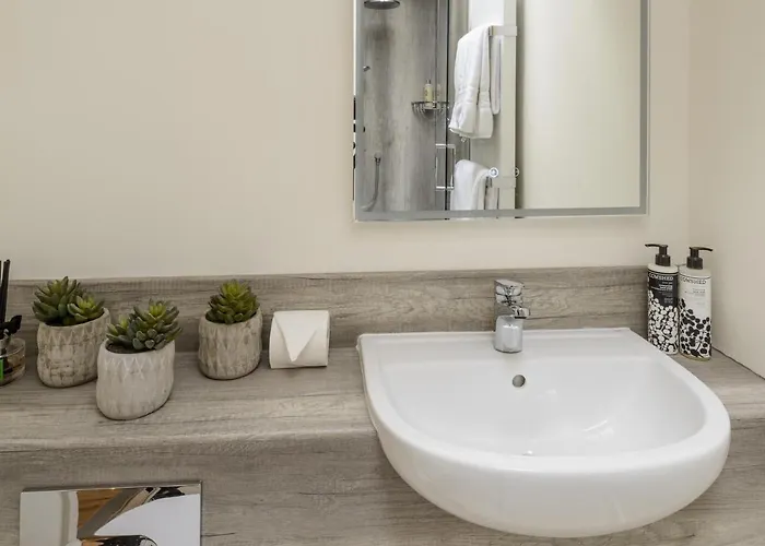 Woodcock Farm Bristol